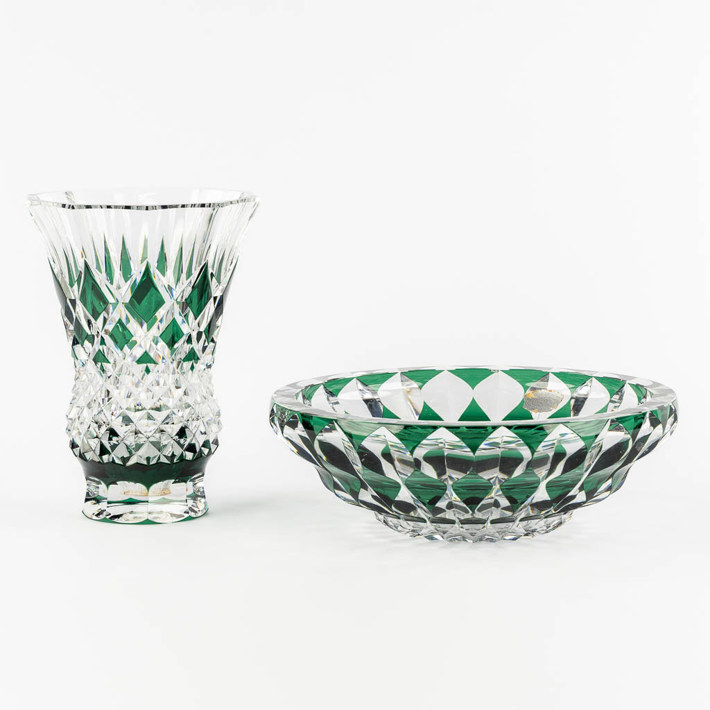 Val Saint Lambert, a vase and a bowl, coloured glass. (H:24,5 x D:18,5 cm)