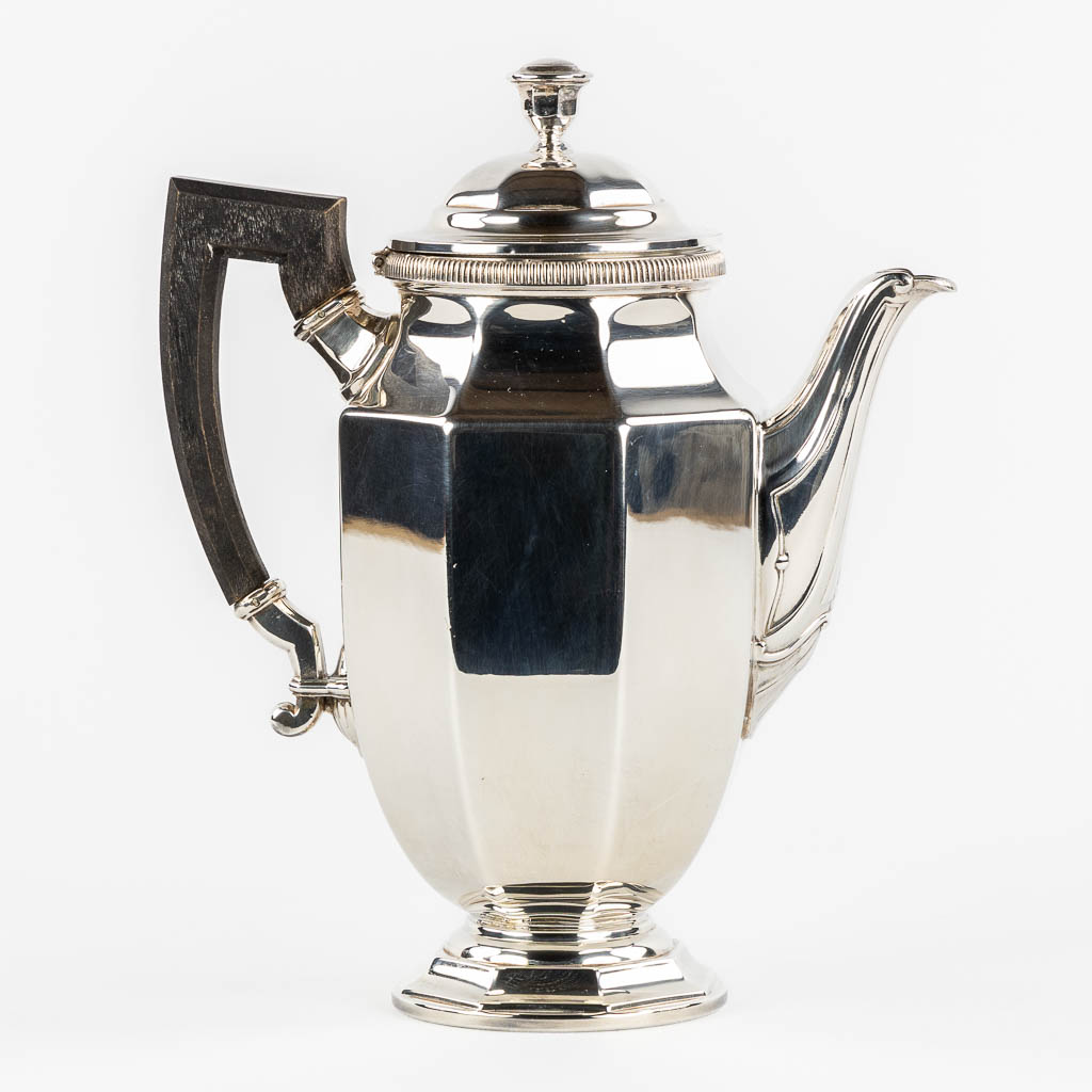 Christofle, a coffee pot and 12 bowls. Silver-plated metal.