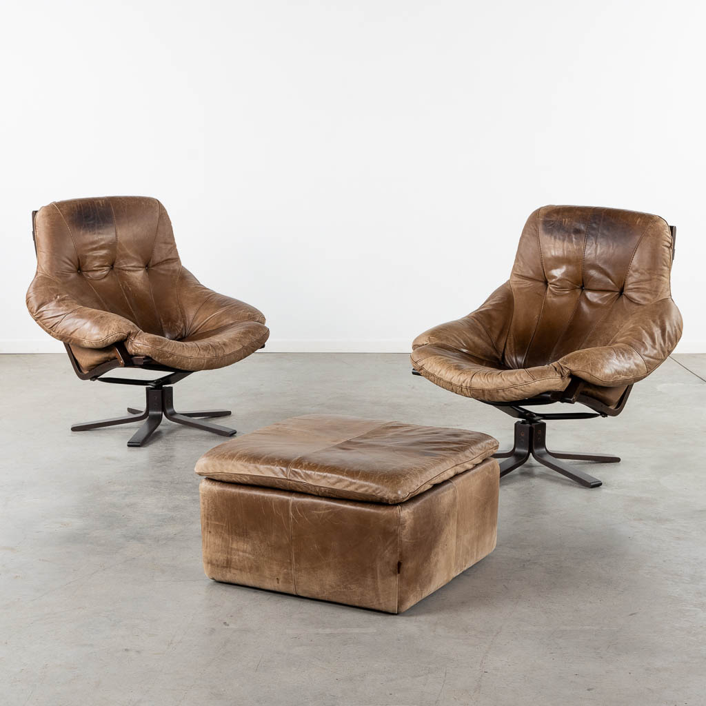 Gerald EASDEN (XX) 'Two Lounge Chairs and an Ottoman' for Module. (L:100 x W:90 x H:98 cm)