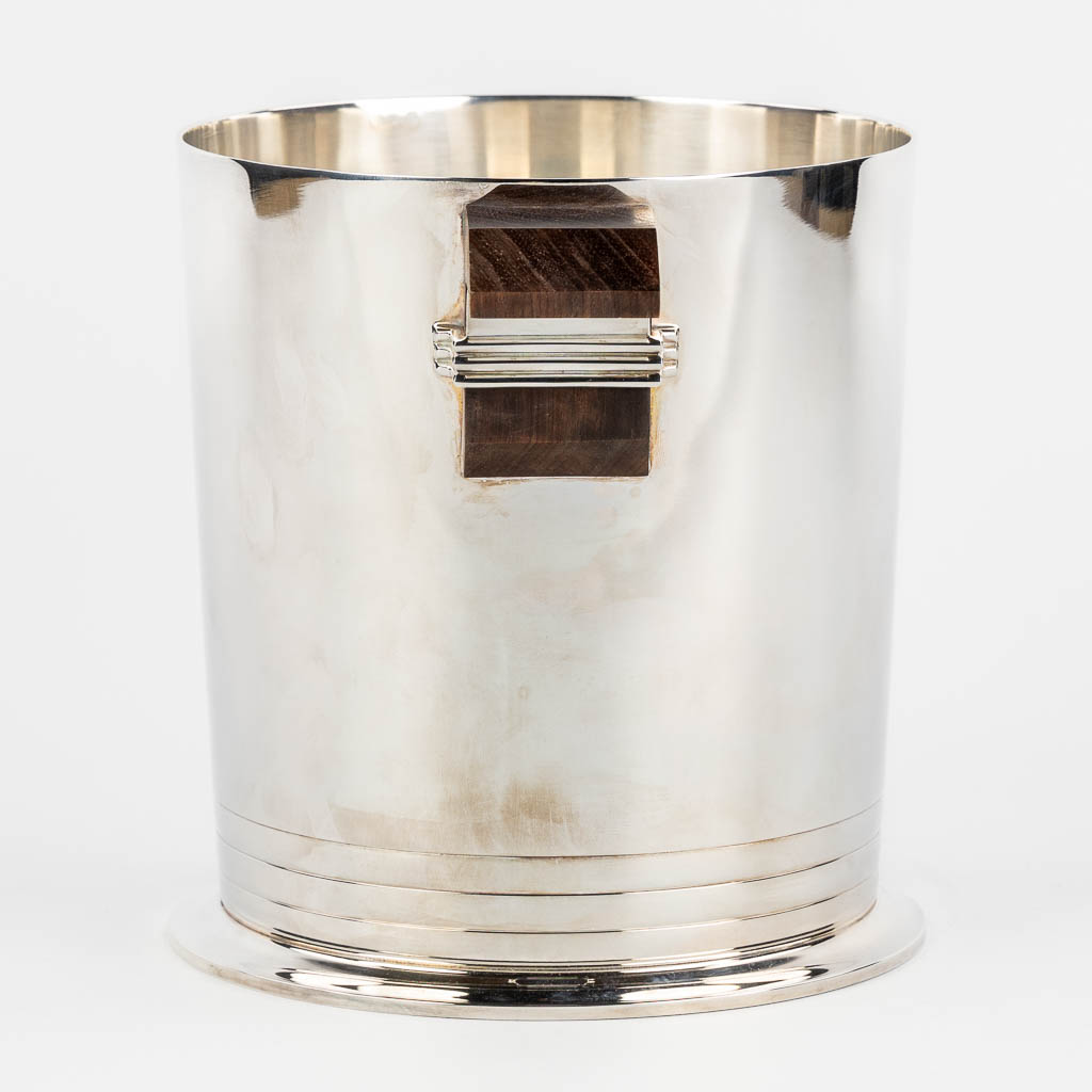 Jean Emile PUIFORCAT (1897-1945) 'Champagne Cooler' silver-plated metal.