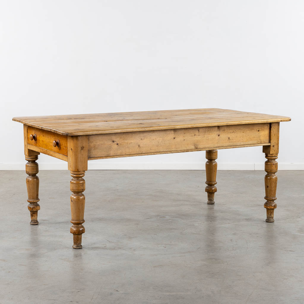 A farmer's table, pine, 19th C.  (L:100 x W:183 x H:78 cm)