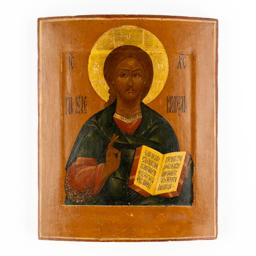 Een antieke Russische icoon 'Christus Pantocrator', 19de eeuw. (W:25 x H:31 cm)