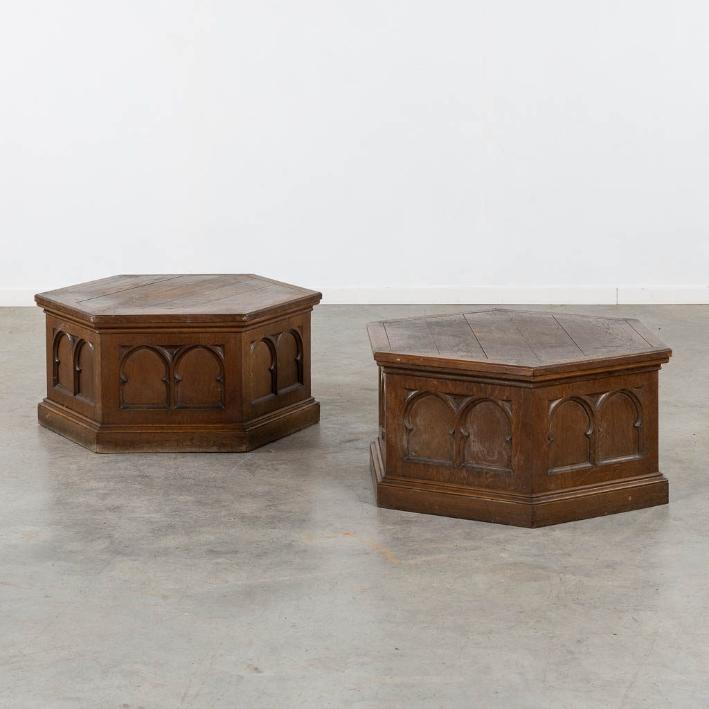 A pair of pedestals for large candelabra, sculptured oak, Gothic Revival. (H:40 x D:76 cm)