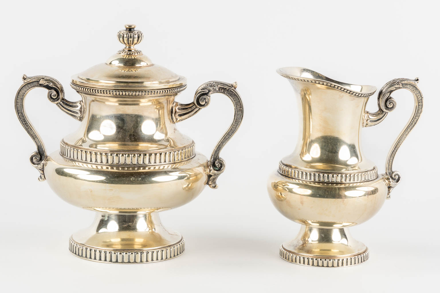 Wiskemann, a silver-plated coffee and tea service, Louis XVI style.