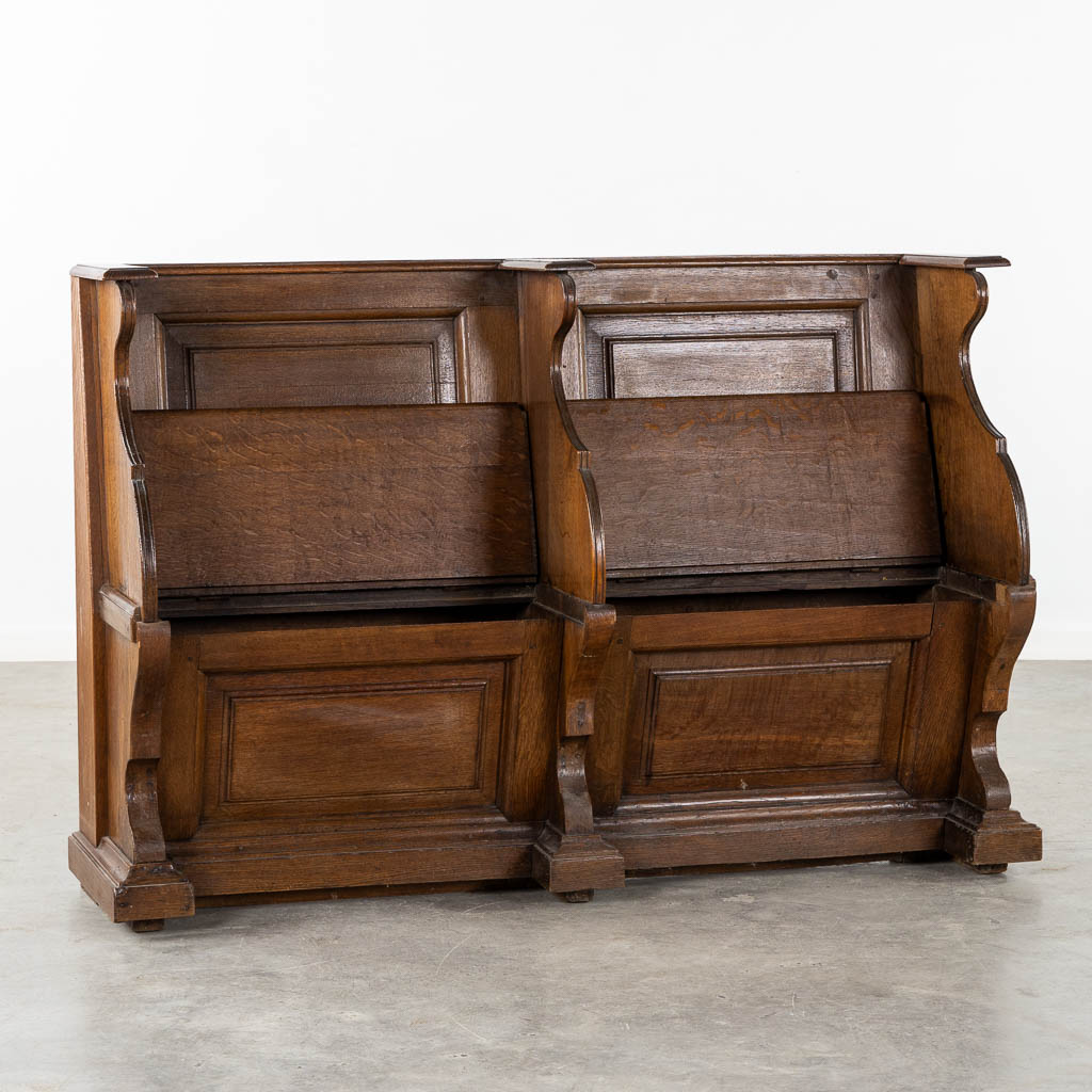 An antique Choir Bench, or Church Bench, oak, 18th C. (L:42 x W:137 x H:93 cm)