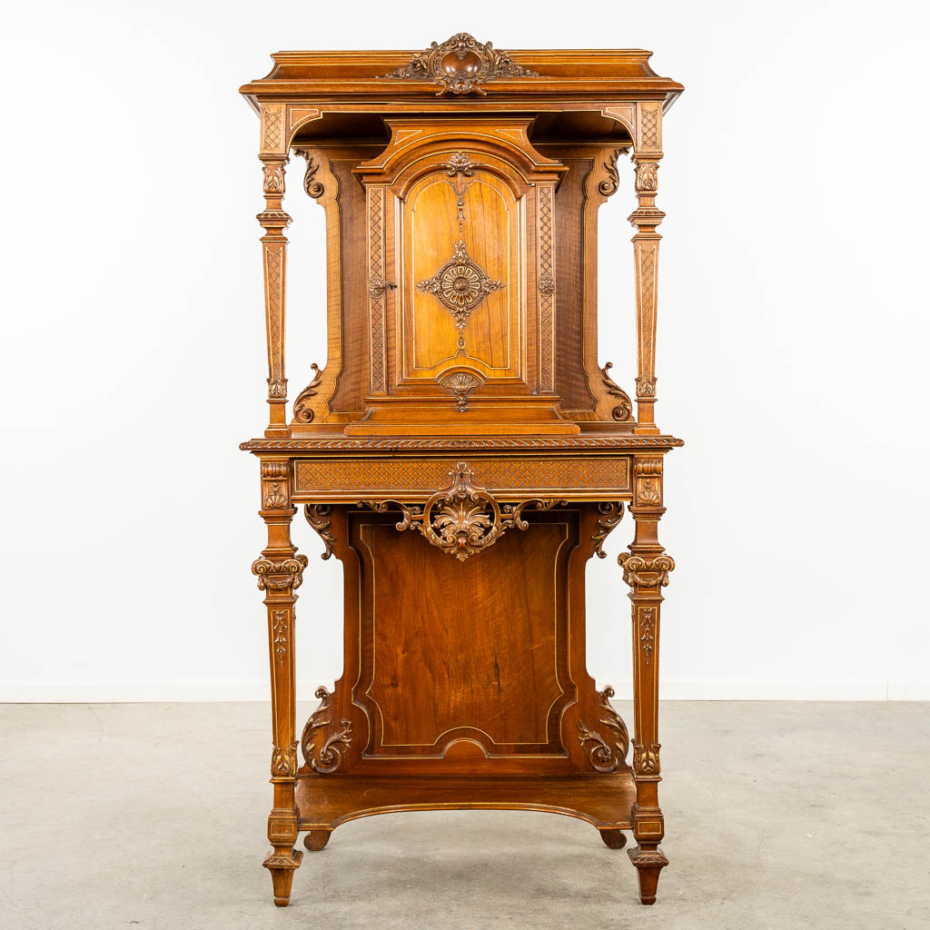 A finely sculptured Neo-Renaissance 'Showcabinet', France, 19th C.