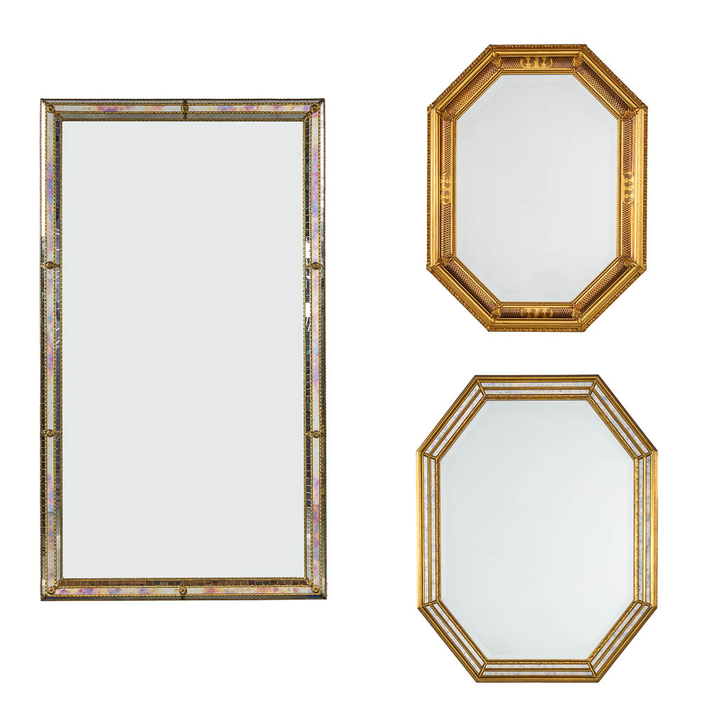 Three mirrors, of which one is marked Deknudt. (W:86 x H:151 cm)