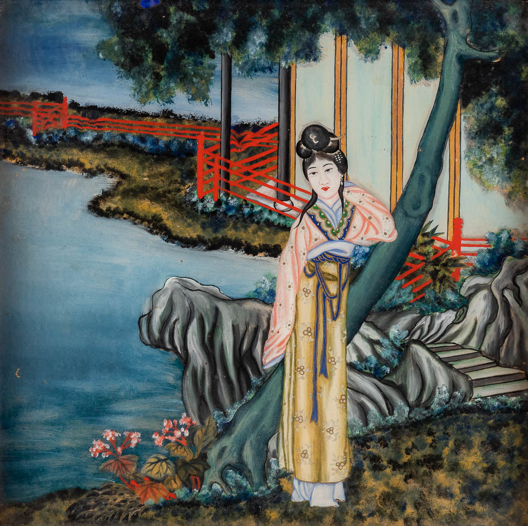 A pair of Chinese reverse glass paintings, Eglomisé. (W:24 x H:24 cm)