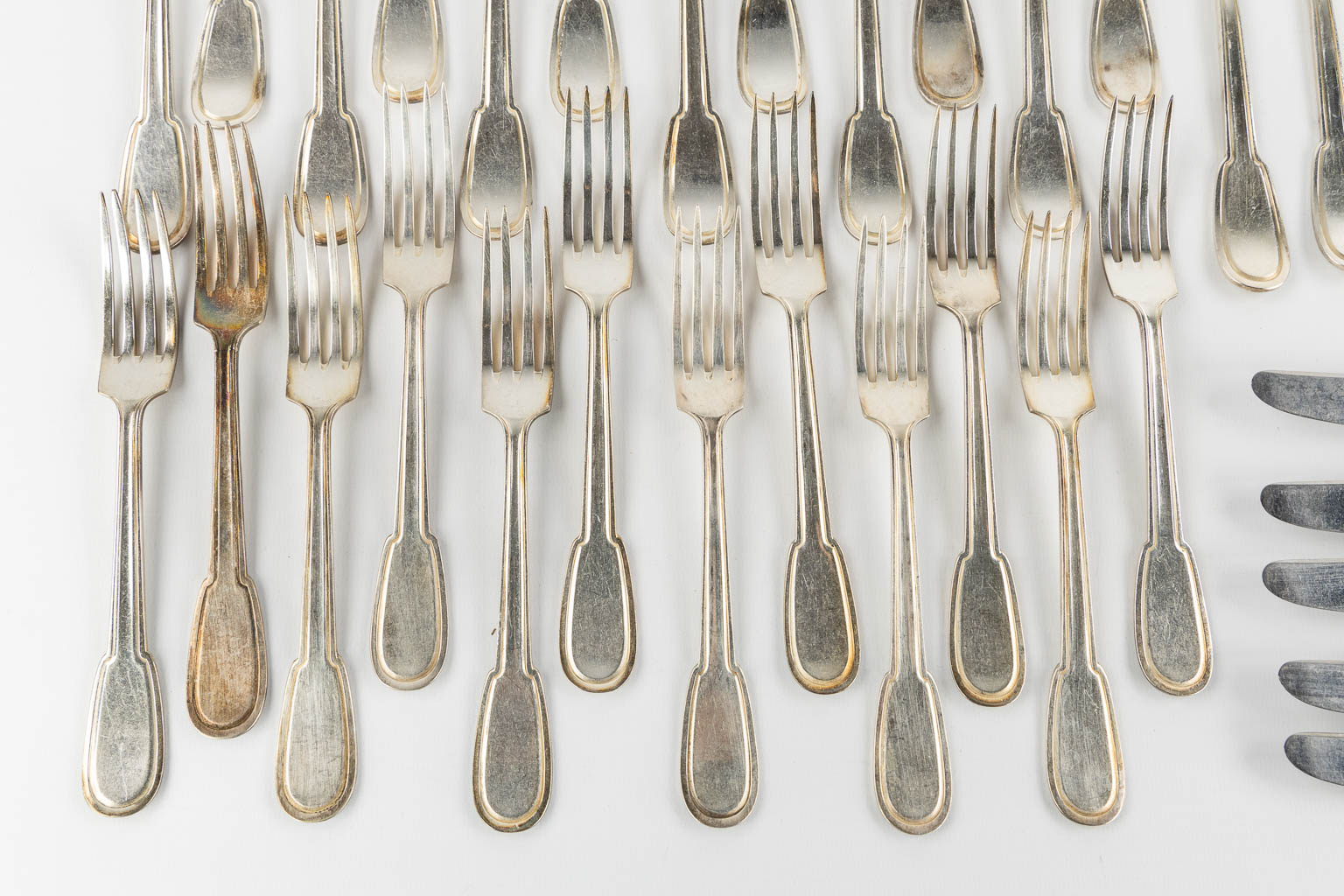 Bruno Wiskemann, a 125-piece silver-plated cutlery. (L:30 cm)