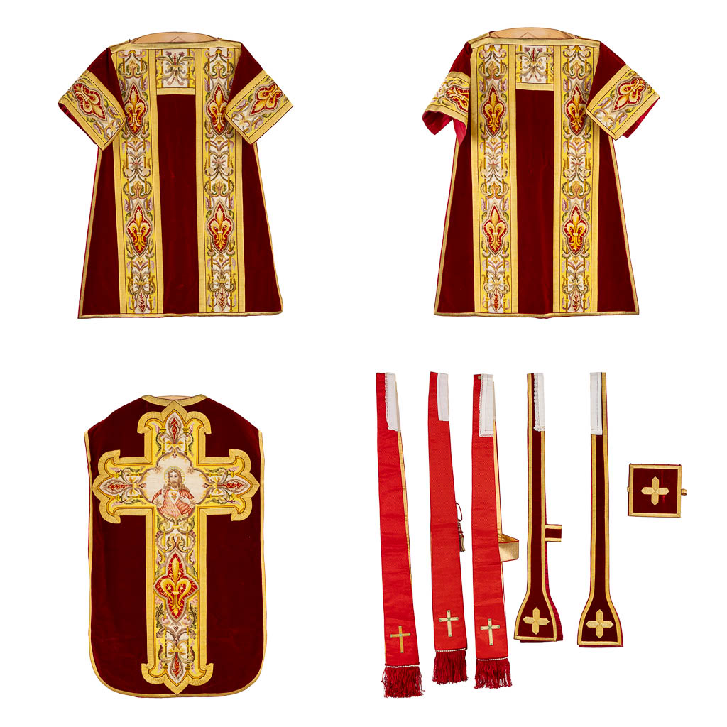 A matching set consisting of two Dalmatics and a Roman Chasuble, embroideries. 