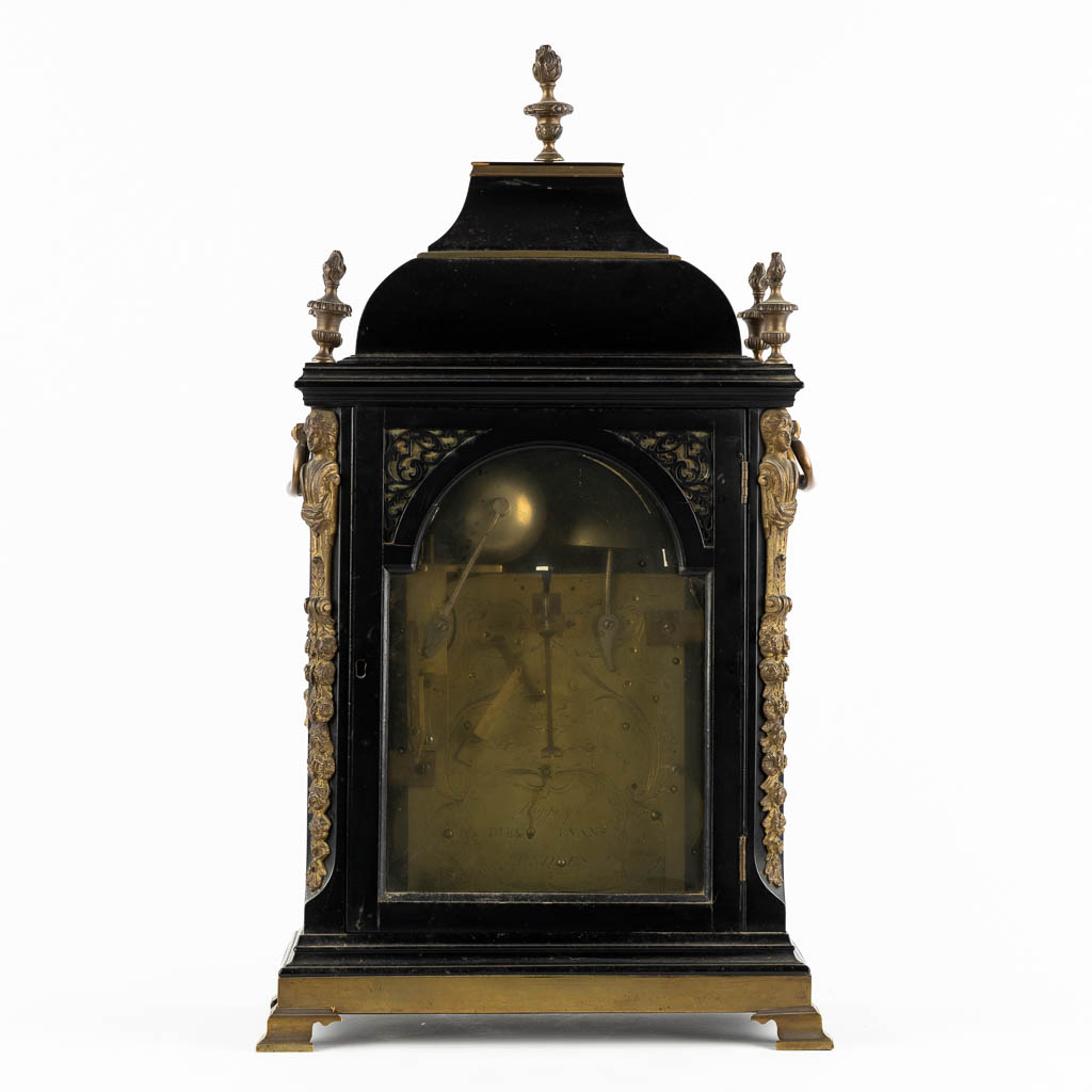 Higgs & Diego Evans, London, an English mantle clock with 8 bells, a gong. 18th C. (L:23 x W:36 x H:63 cm)