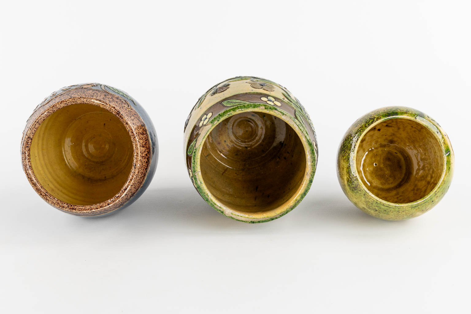 Three Flemish Earthenware Tobacco Jars. (H:20 x D:15 cm)