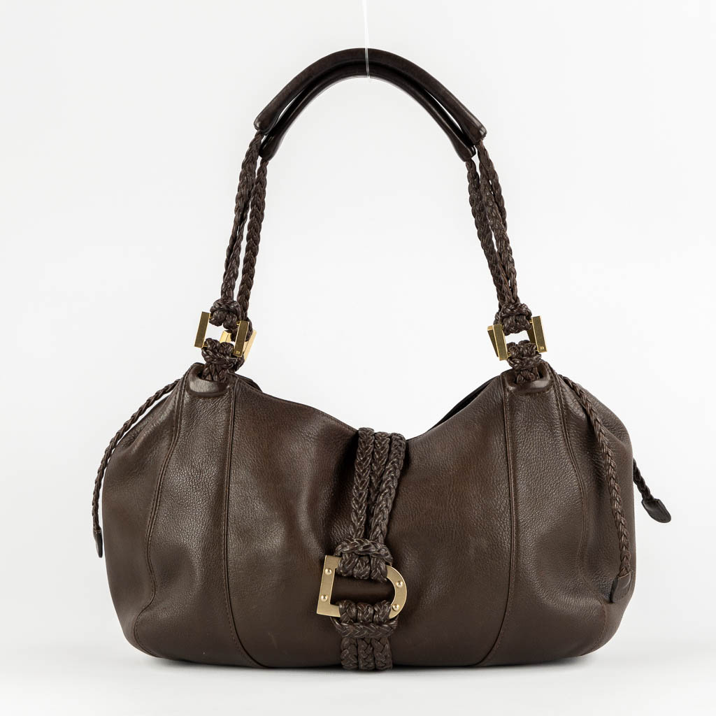 Delvaux Eugène PM, a brown leather handbag. (W:38 x H:26 cm)