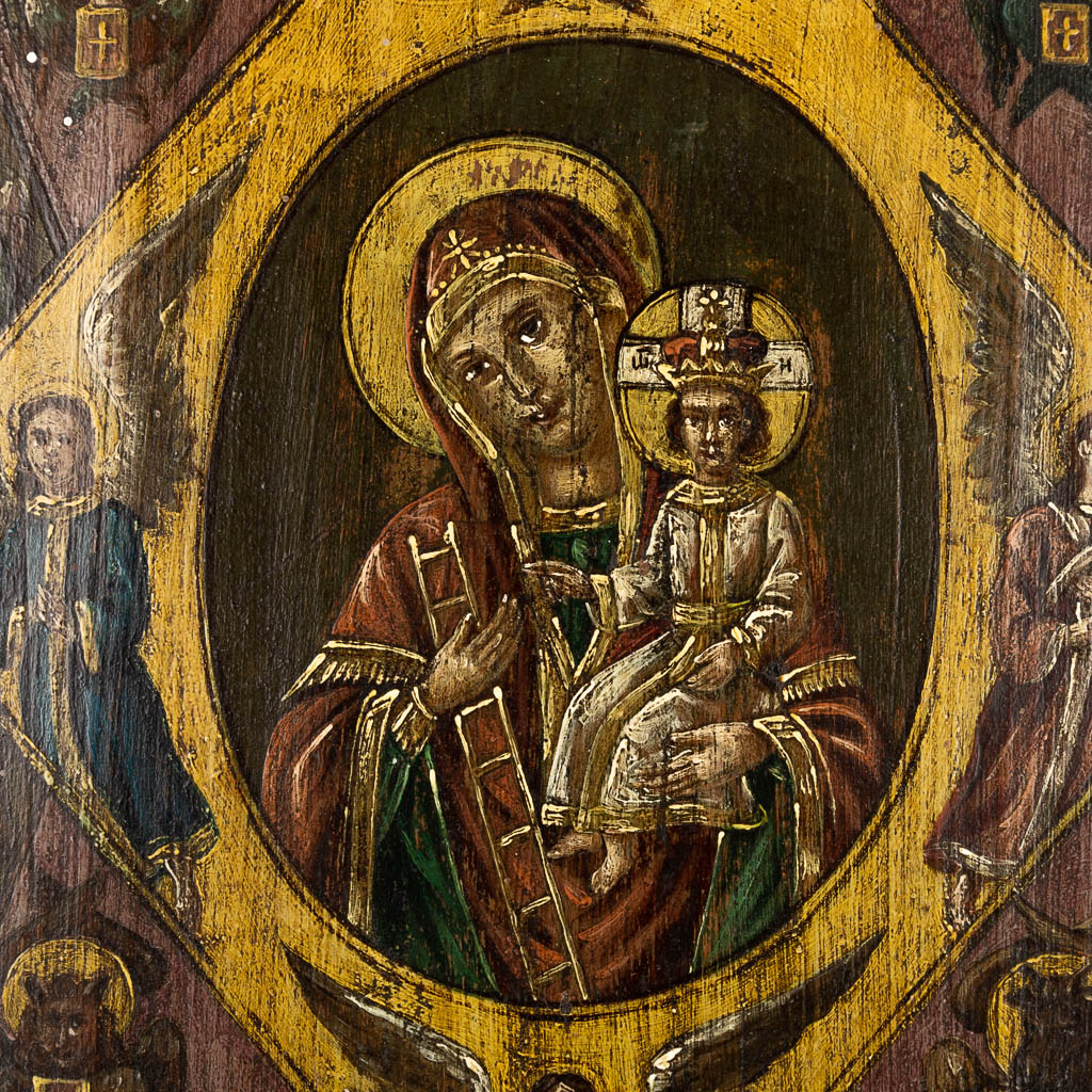 An Eastern European Icon, Images of Virgin Mary and child. (W:26,5 x H:31 cm)