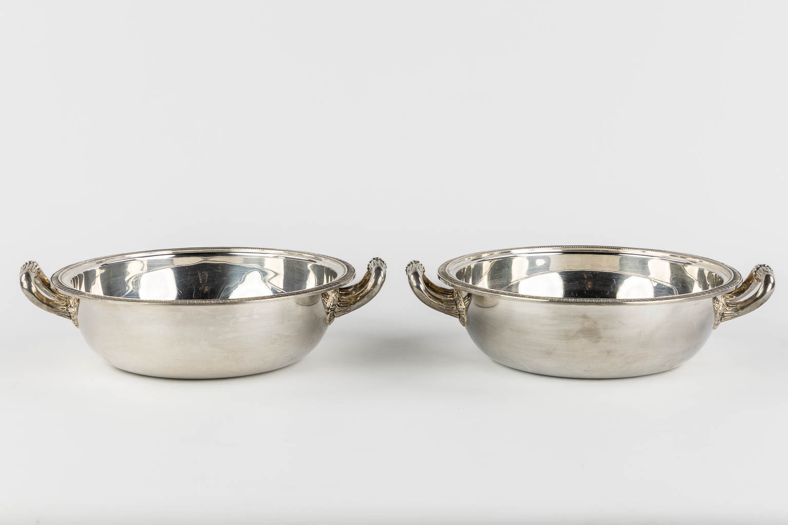 Christofle, Gallia, 7 pieces of silver-plated serving accessories. 