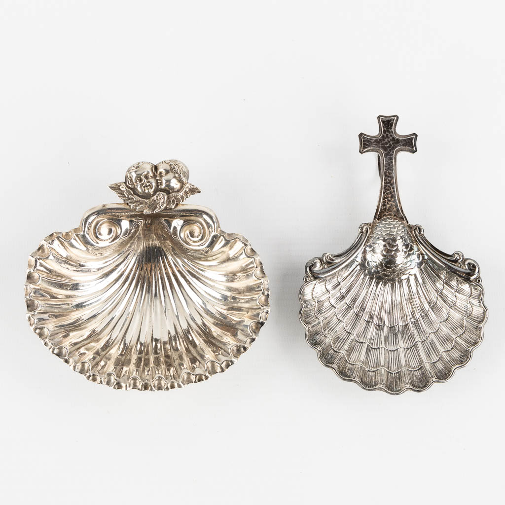 Two silver 'Baptismal Shells'. Spain. (L:9 x W:14 cm)