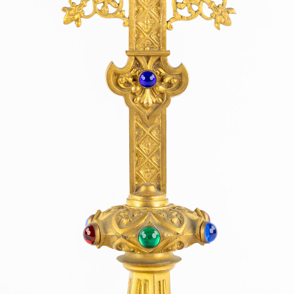 A richly decorated reliquary crucifix, De Ligno Cruxis, True cross of Jesus Christ, 1892. (W:24 x H:42 cm)