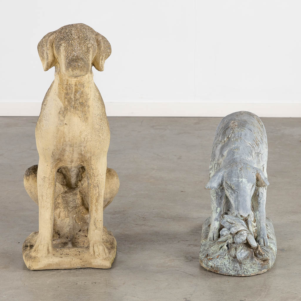 Two decorative garden statues of a dog and a sheep, concrete. (L:55 x W:28 x H:72 cm)