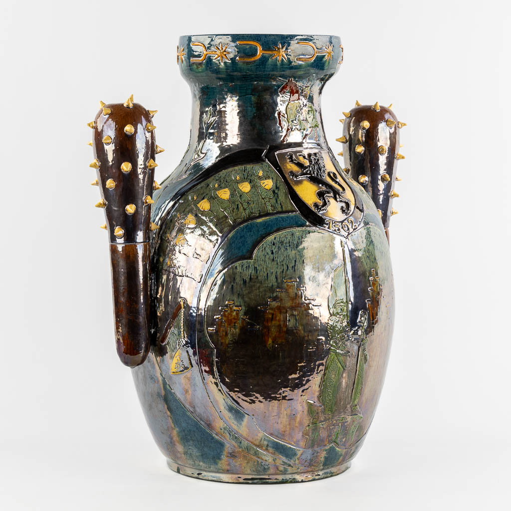 Gilbert Monteyne, after Caessens, a large vase in Flemish Eartenware. 2013. (L:35 x W:53 x H:59 cm)