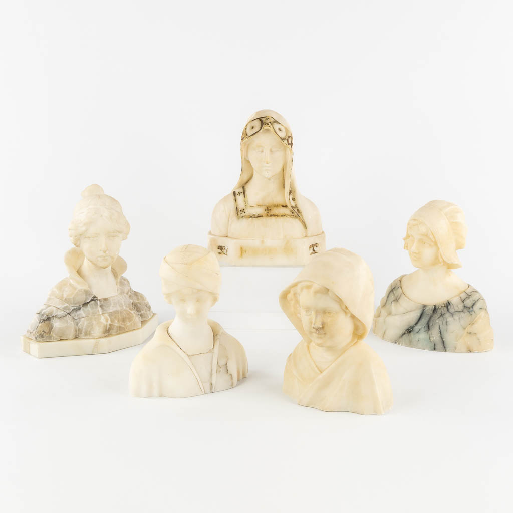 Five busts of ladies, sculptured Alabaster, Circa 1900. 