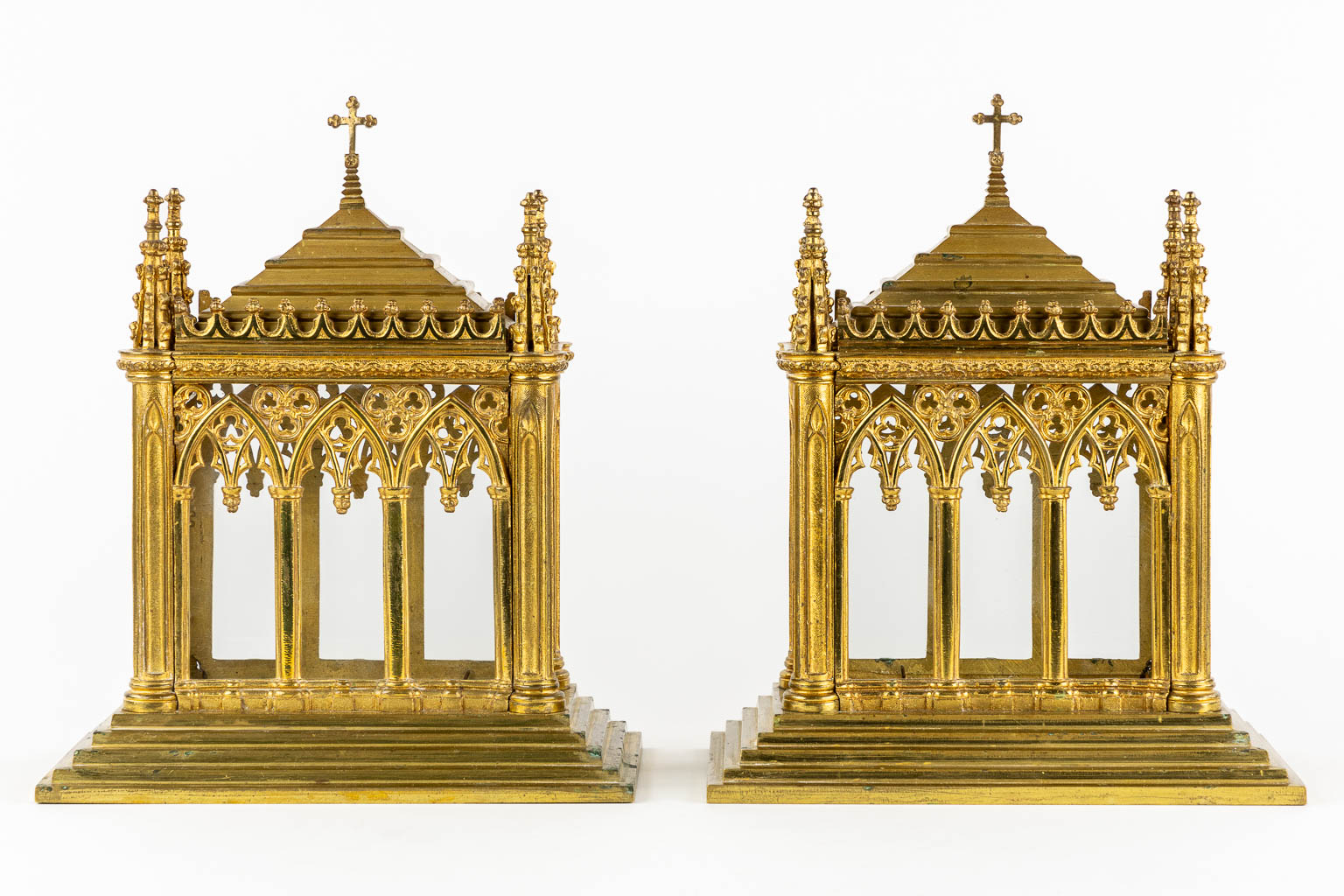 A pair of reliquary shines, gilt bronze. Gothic Revival. 