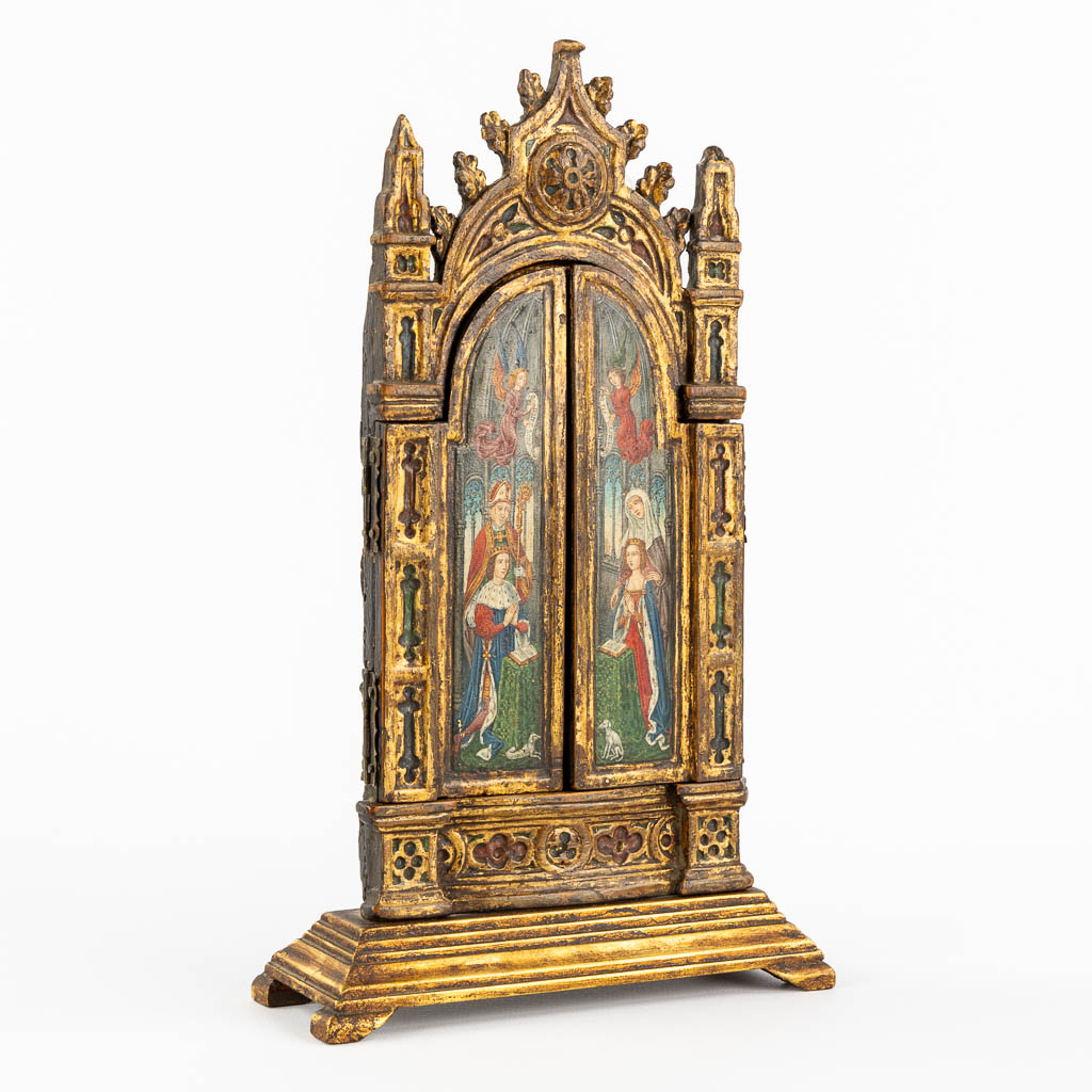 A Medieval style Tryptich, attributed to 'The Spanish Forger' 19th/20th C. (W:22,5 x H:26 cm)