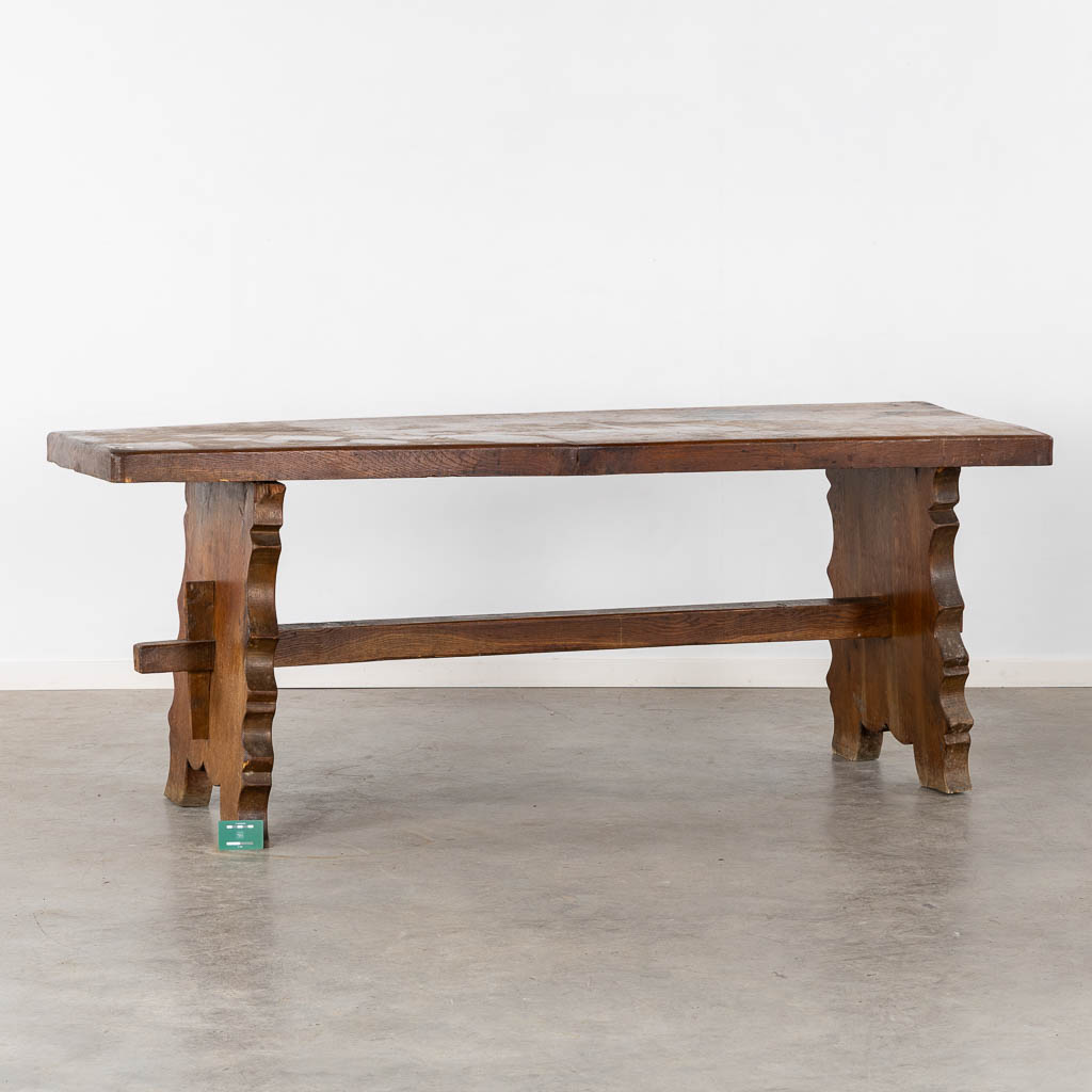 An antique side table or console table, oak. (L:62 x W:197 x H:76 cm)