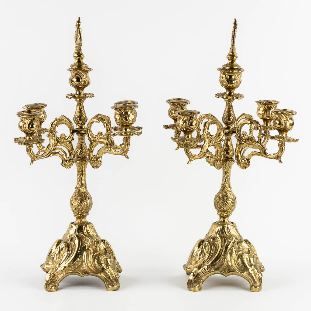 A pair of 5-armed candelabra, 20th C.