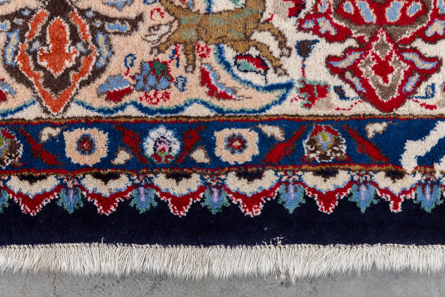 An Oriental hand-made carpet, Kashmar. (L:372 x W:305 cm)