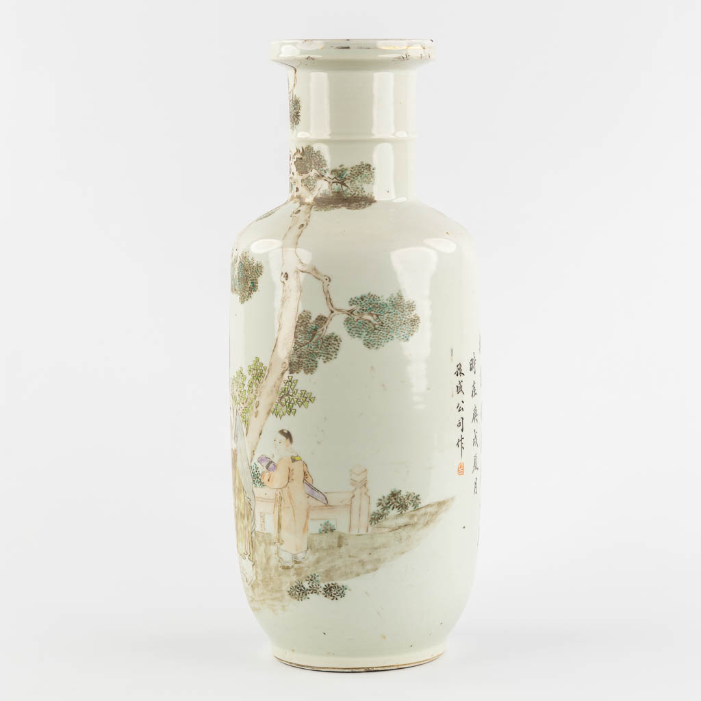 A Chinese Rouleau vase, 