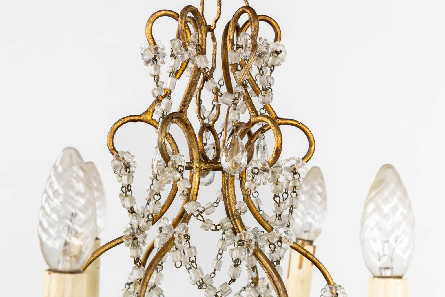 An attractive chandelier with 