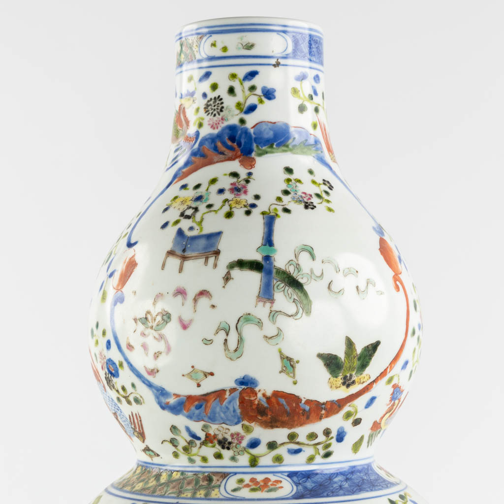 Een Chinese driedubbele kalebas, Wuchai vaas. Fauna & Flora, Antiquiteiten. (H:68 x D:27 cm)