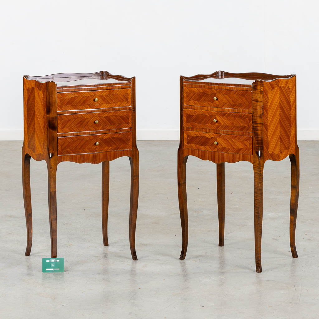 A pair of nightstands, marquetry inlay, circa 1980. (L:33 x W:39 x H:75 cm)