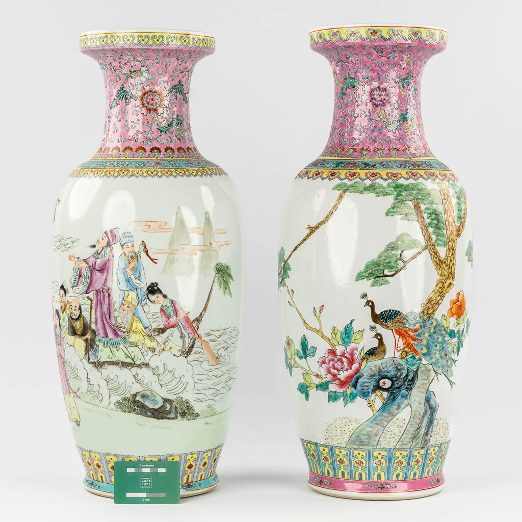 Two Chinese vases, Ladies and Fauna/Flora. 20th C. 