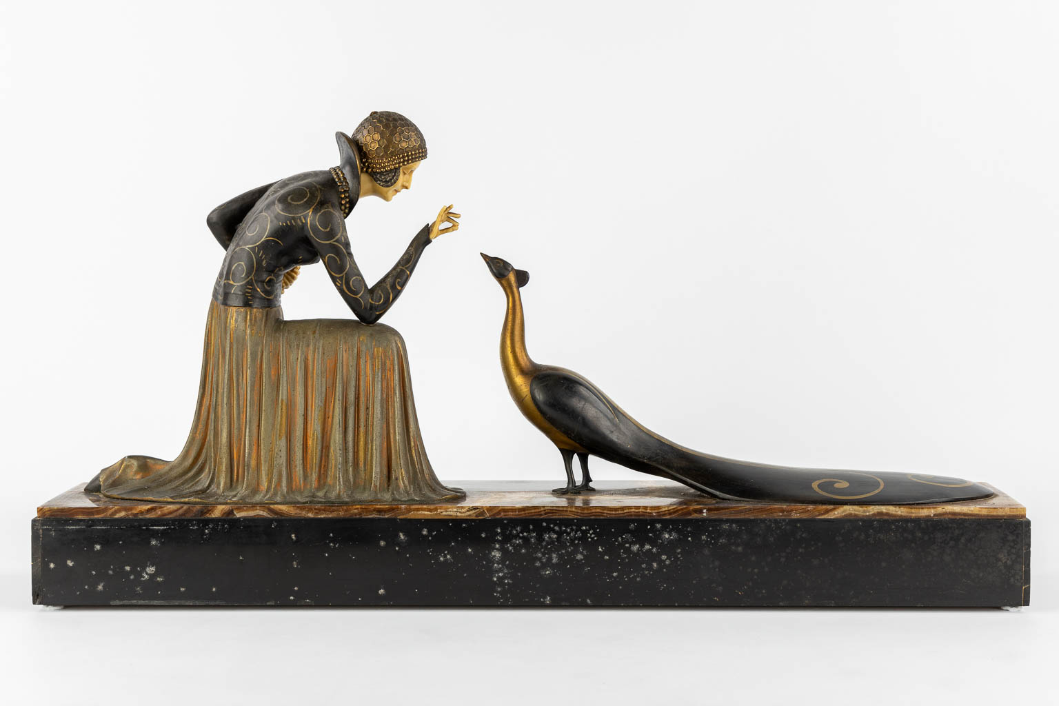 Ugo CIPRIANI (1887-1960) 'Lady with a Peacock' Art Deco. (L:14,5 x W:71 x H:36 cm)