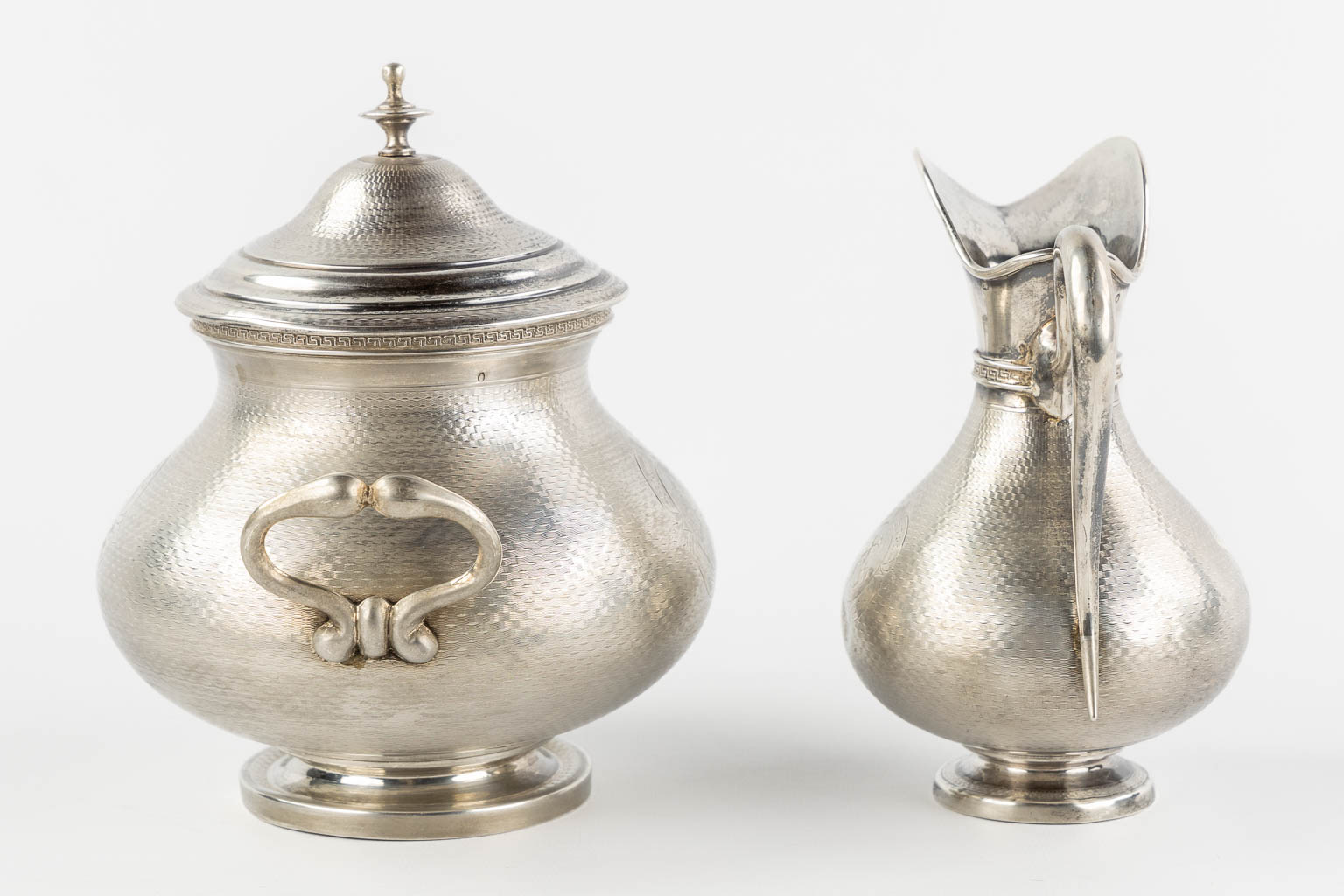 Jean-François VEYRAT (XIX) 'Vierdelig koffie en theeservies, zilver'. 1,796kg. (H:26 cm)