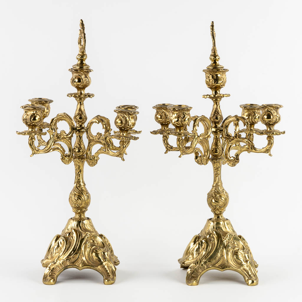 A pair of 5-armed candelabra, 20th C.