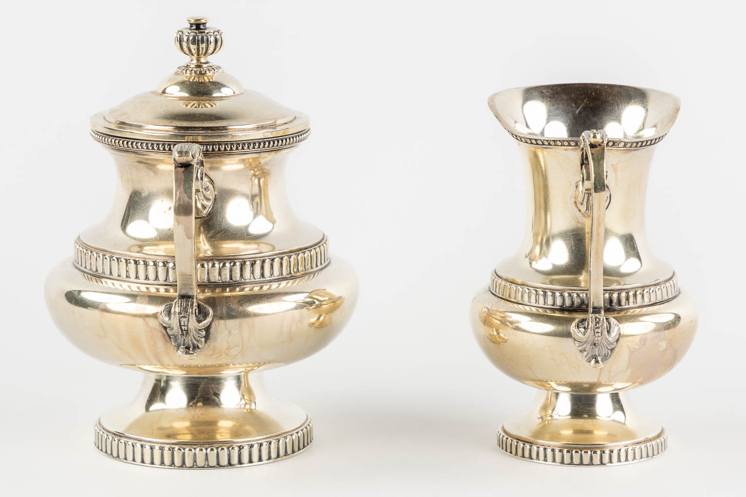 Wiskemann, a silver-plated coffee and tea service, Louis XVI style.