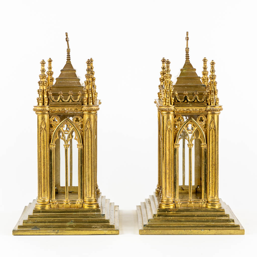 A pair of reliquary shines, gilt bronze. Gothic Revival. 