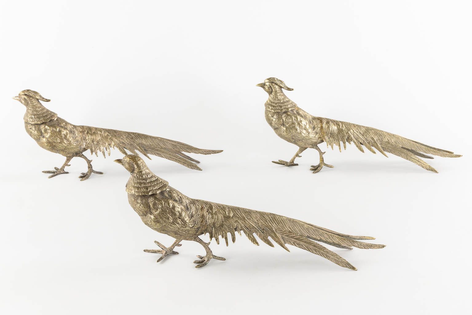 Six Pheasants and Roosters, silver-plated metal. (L:17 x W:26 x H:21 cm)