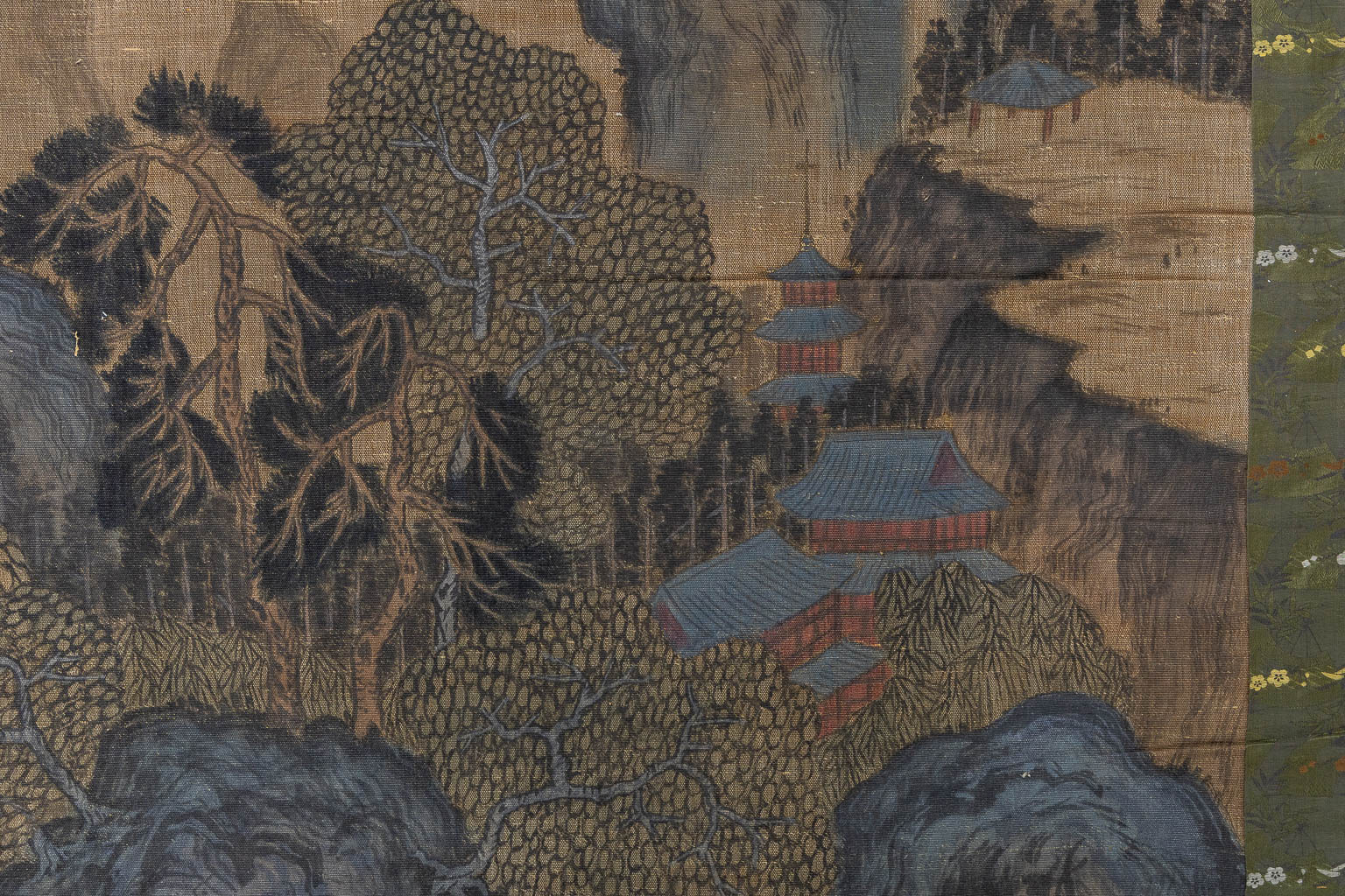 A decorative pair of Chinese painted embroideries with landscape decor. (W:125 x H:175 cm)