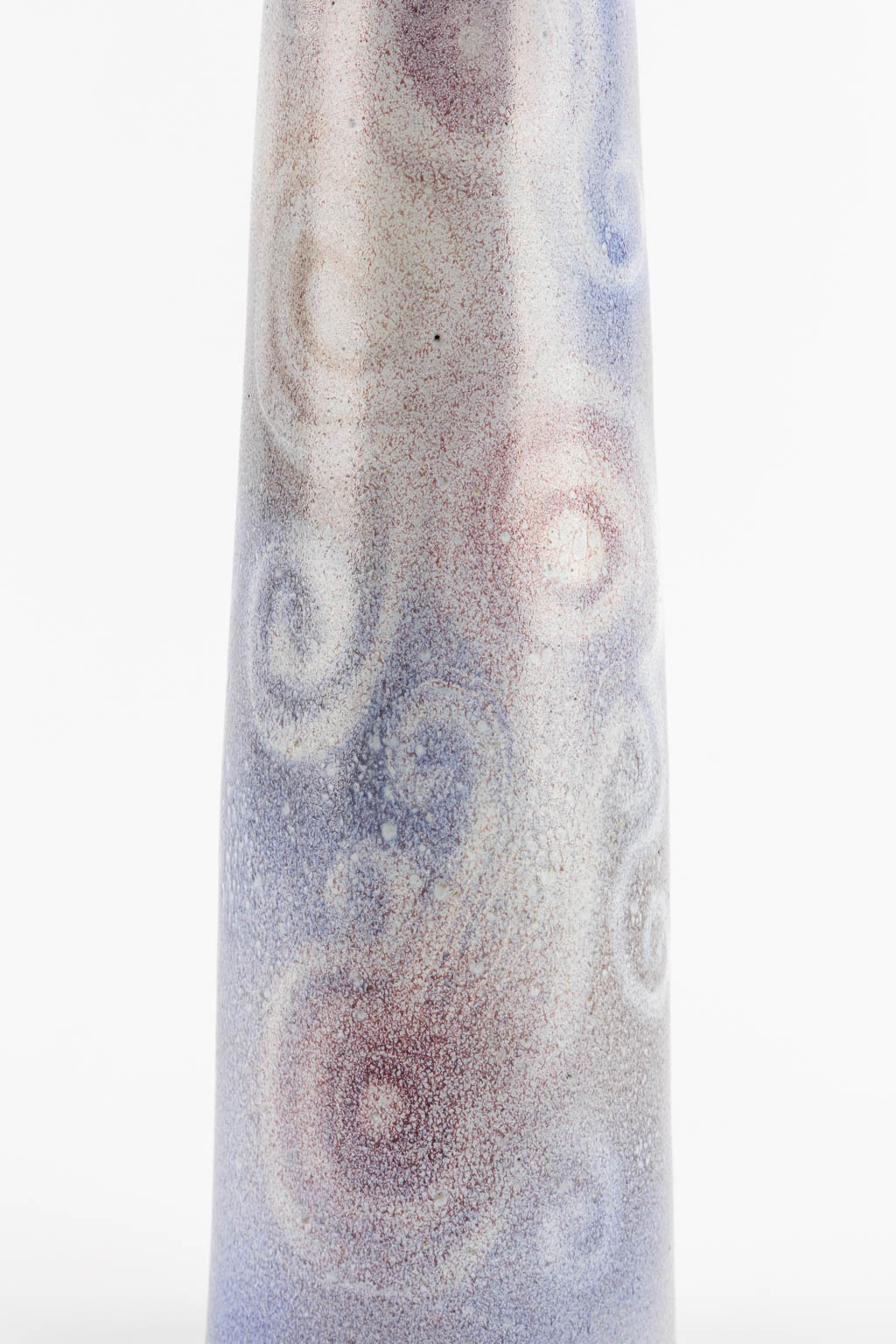 Elisabeth VANDEWEGHE (1946) 'Vase' for Perignem. (H:54 x D:13 cm)