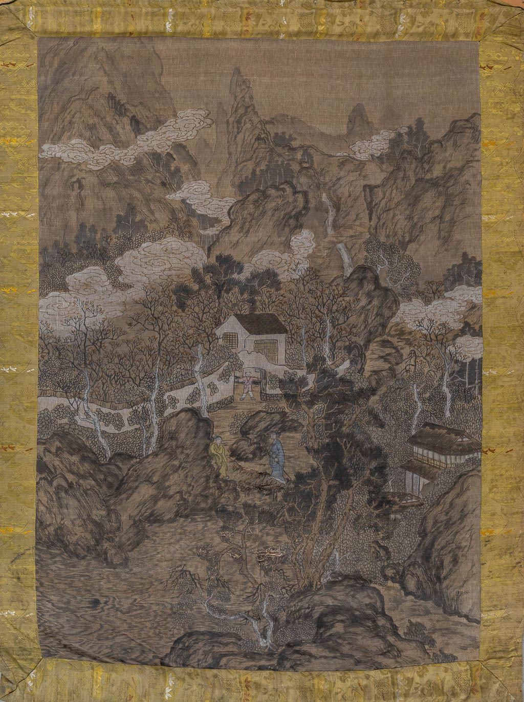 Een decoratieve Chinese geborduurd en geschilderde landschapsscène. (W:146 x H:202 cm)