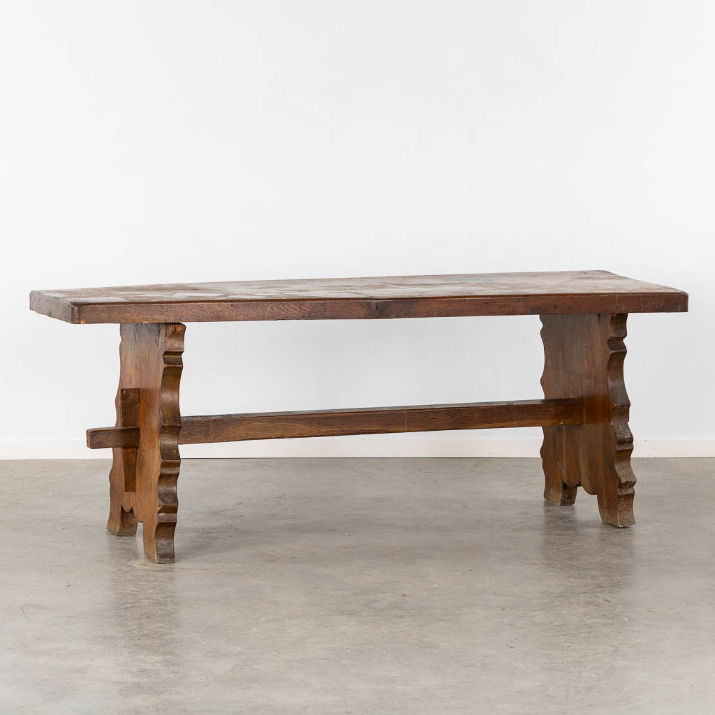 An antique side table or console table, oak. (L:62 x W:197 x H:76 cm)