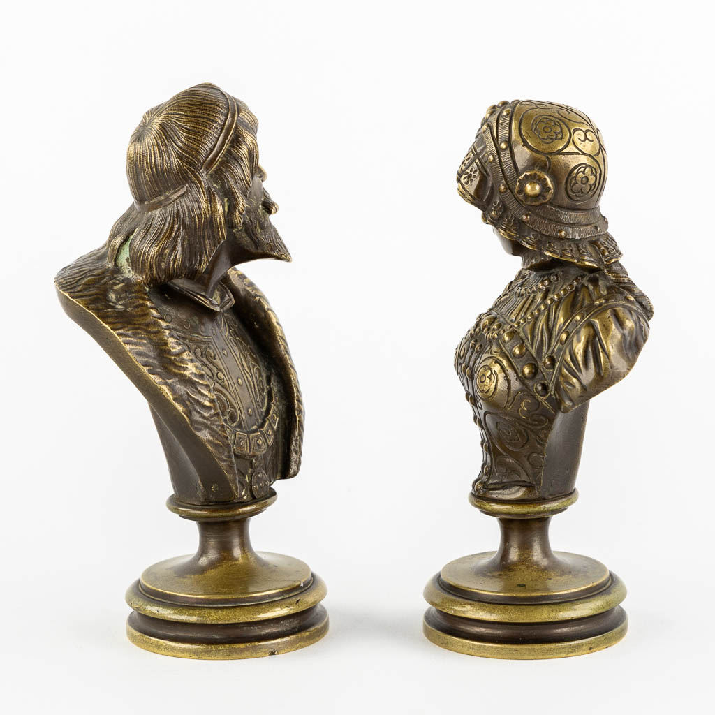 Een paar Russische bronzen figuren, Vladimir II Monomakh & Gytha of Wessex, Prinses van Engeland, 19de eeuw. (H:18 cm)