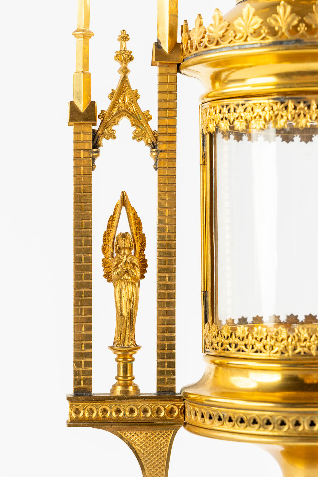 A tower monstrance, gilt brass, Gothic Revival. 19th C. (L:15 x W:20 x H:58 cm)