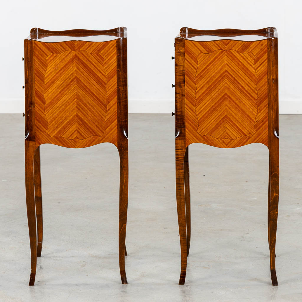 A pair of nightstands, marquetry inlay, circa 1980. (L:33 x W:39 x H:75 cm)