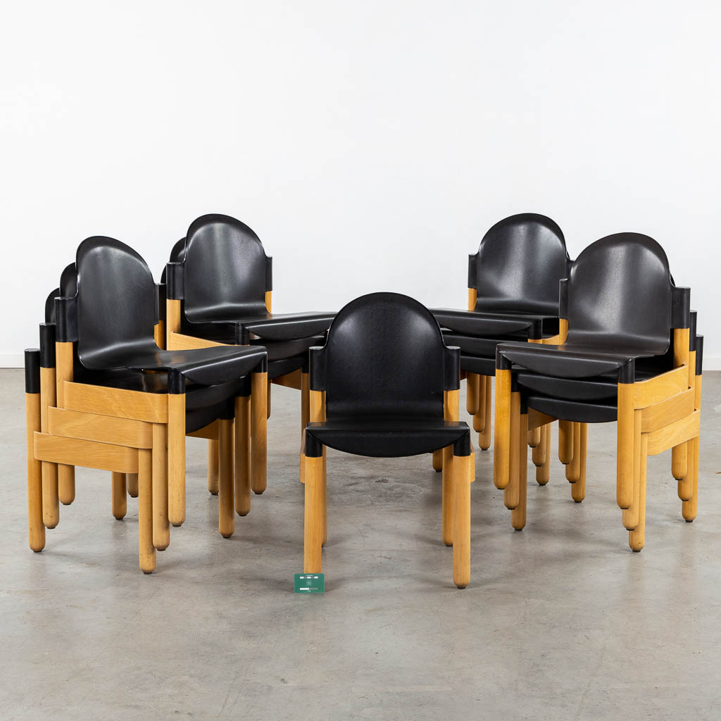 Gerd LANGE (1931) 'Flex' 13 stoelen voor Thonet. (L:47 x W:47 x H:80 cm)