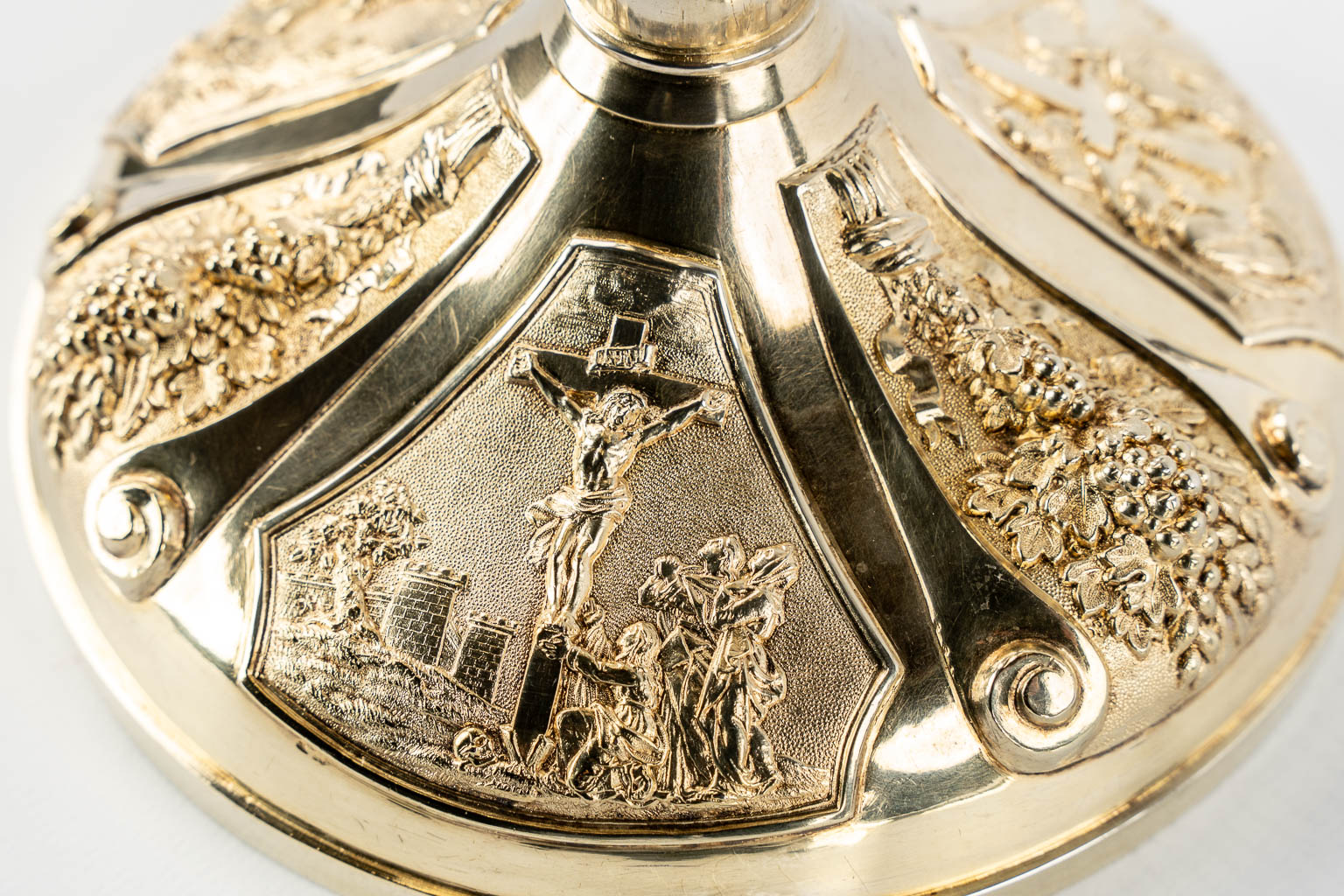 Célestin DE KEUKELAERE (1800-1883) 'Chalice' silver, The Life of Christ', 19th C. 694g. 