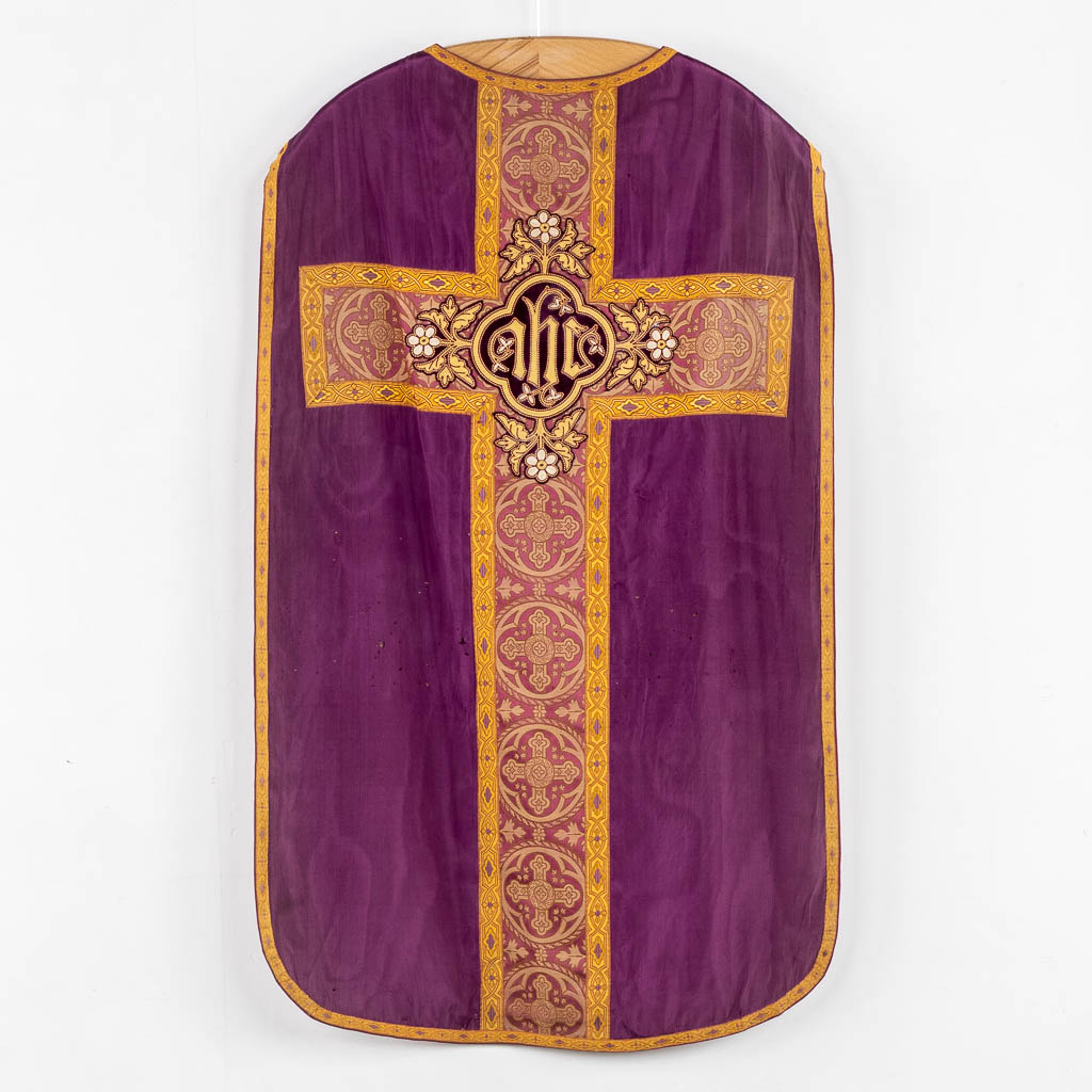 Four Roman Chasubles and matching Stola, embroideries. 